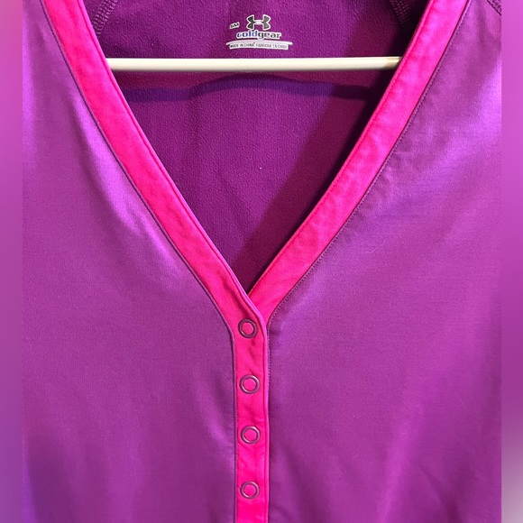 Under Armour Women's Baselayer Shirt Henley Small Long Sleeve Cold Gear - Picture 2 of 5